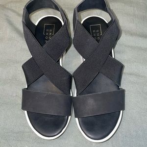 Shu Shop Black wedges